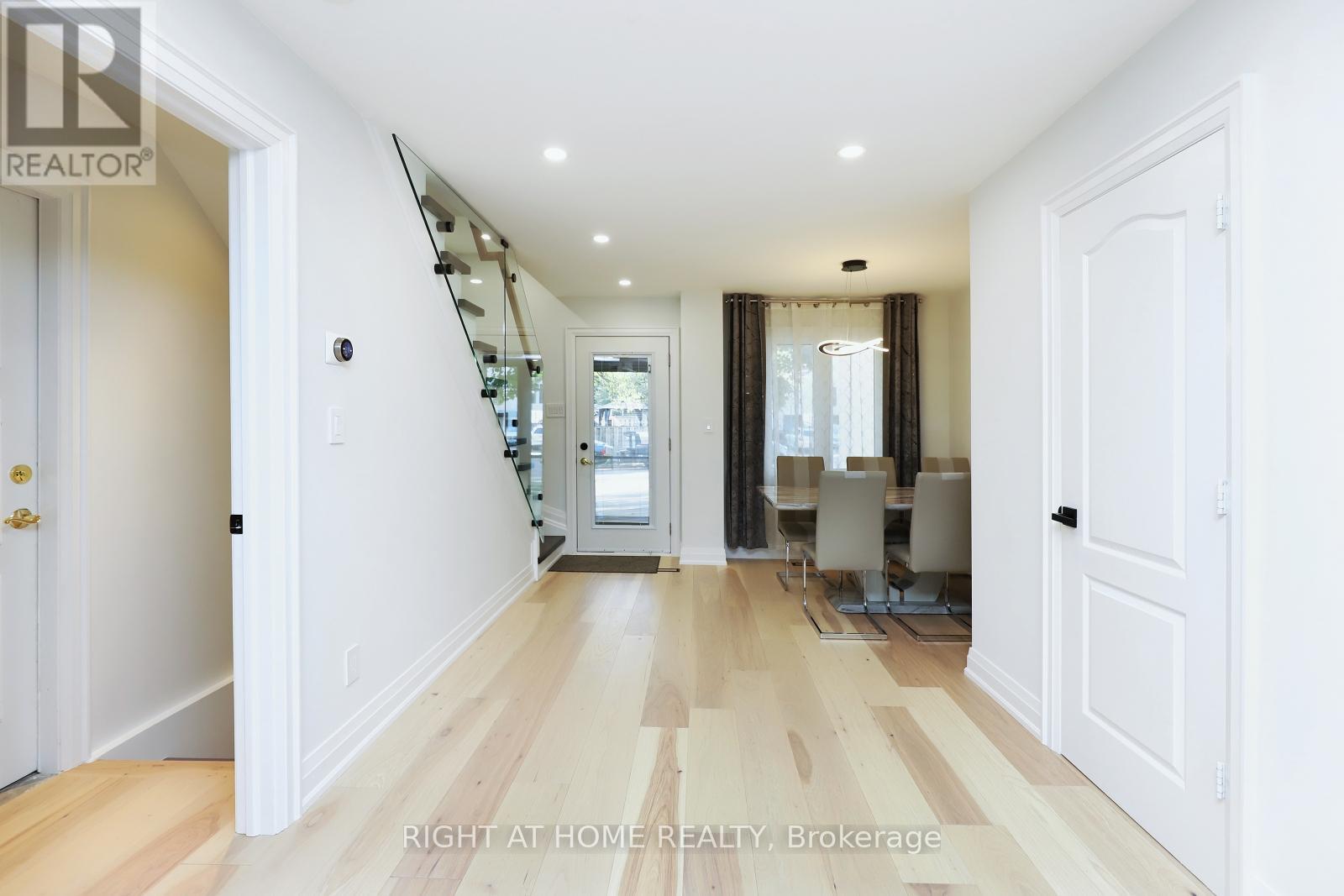 2968 Nipiwin Drive N, Mississauga, Ontario  L5N 1X9 - Photo 8 - W12450008
