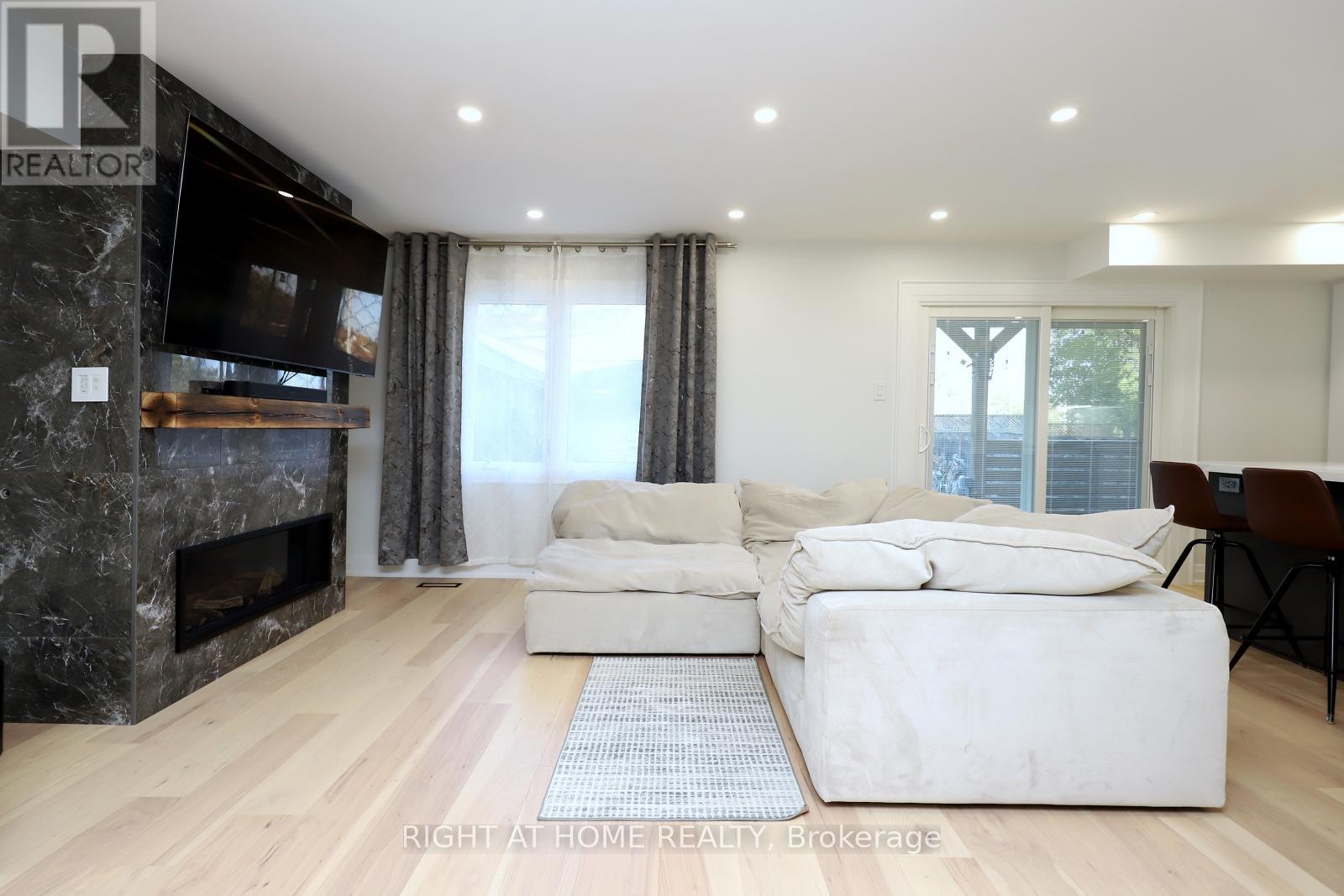 2968 Nipiwin Drive N, Mississauga, Ontario  L5N 1X9 - Photo 9 - W12450008