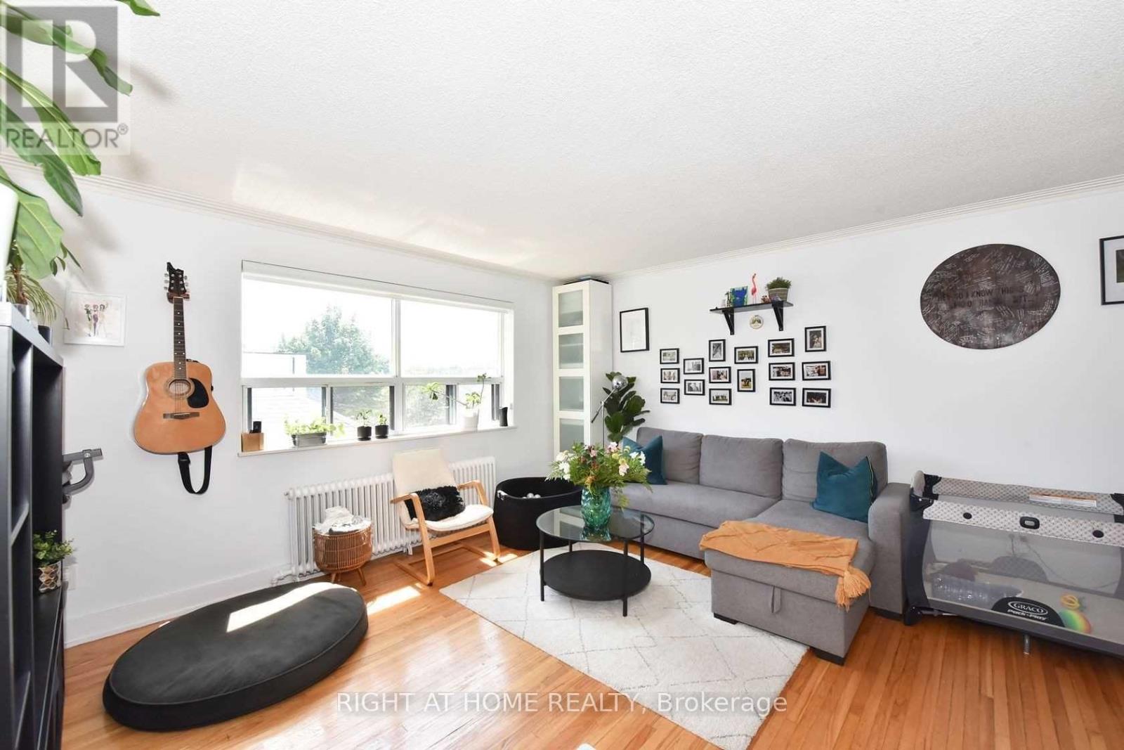 121 Fourth Street, Toronto, Ontario  M8V 2Y6 - Photo 13 - W12450015