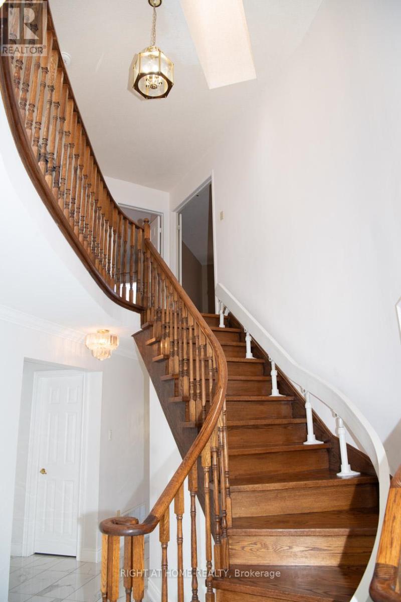 348 Nahani Way, Mississauga, Ontario  L4Z 3B4 - Photo 11 - W12450021