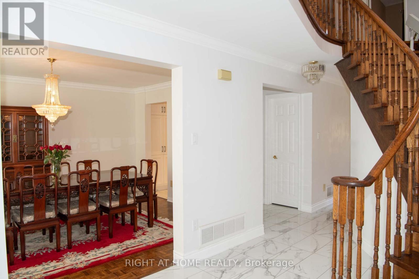 348 Nahani Way, Mississauga, Ontario  L4Z 3B4 - Photo 15 - W12450021
