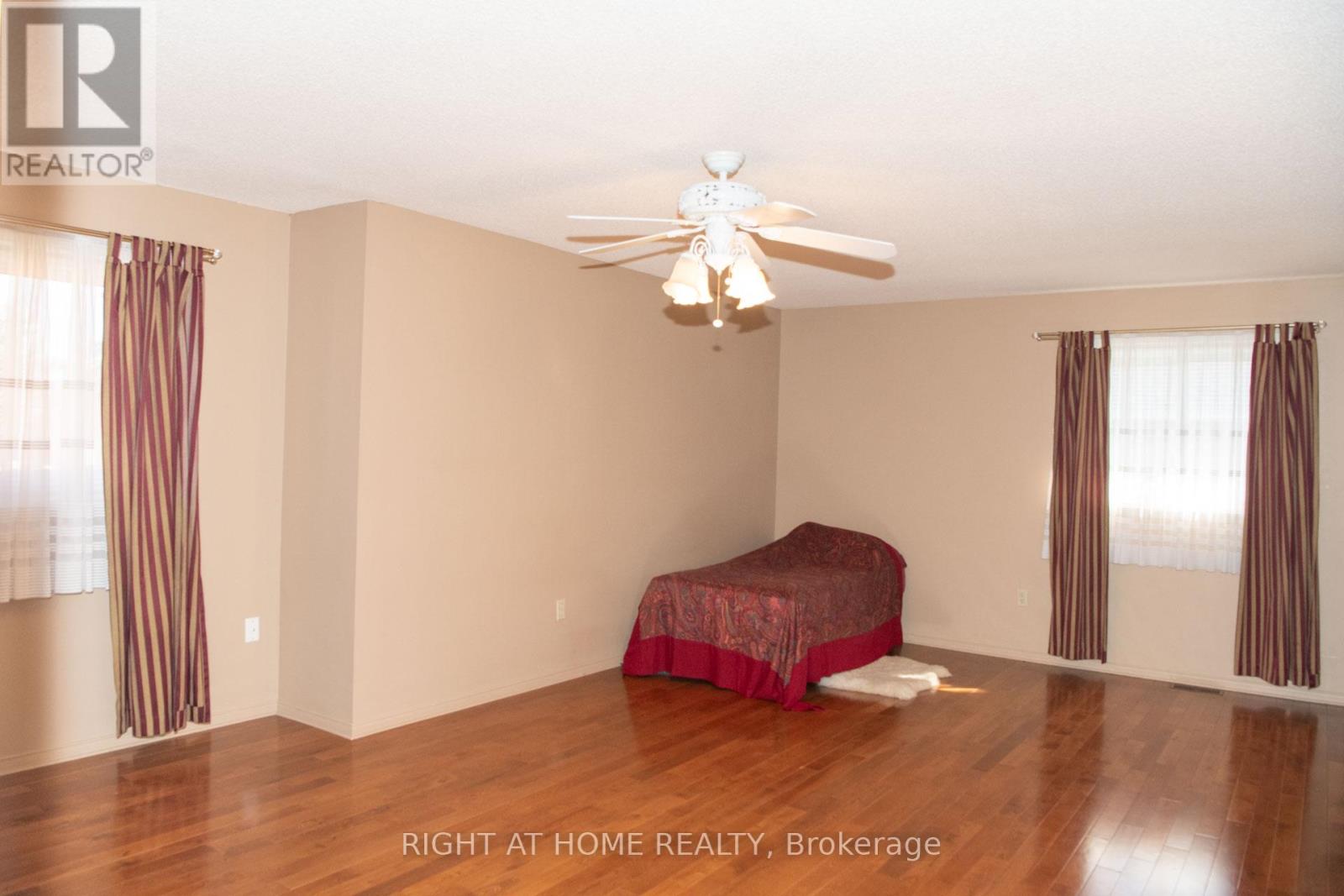 348 Nahani Way, Mississauga, Ontario  L4Z 3B4 - Photo 34 - W12450021