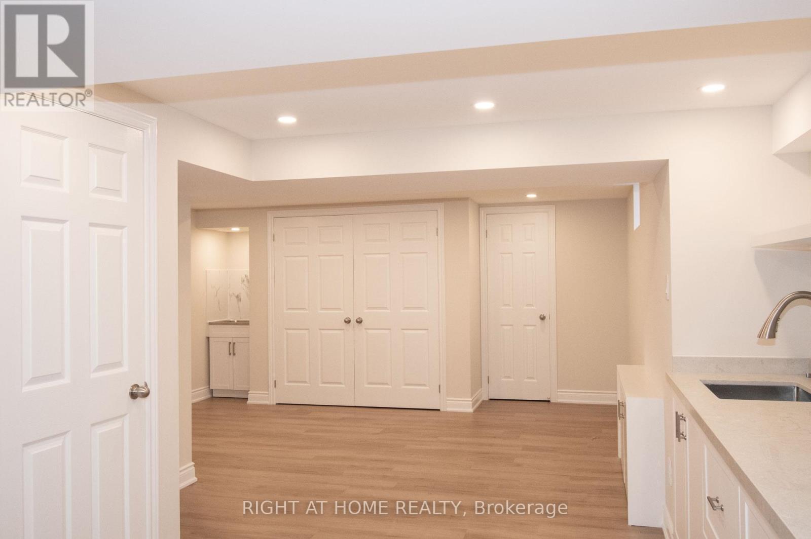 348 Nahani Way, Mississauga, Ontario  L4Z 3B4 - Photo 42 - W12450021