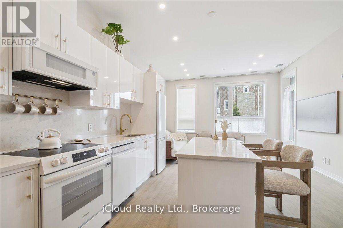 101 - 3285 Carding Mill Trail, Oakville, Ontario  L6M 5P8 - Photo 10 - W12450023