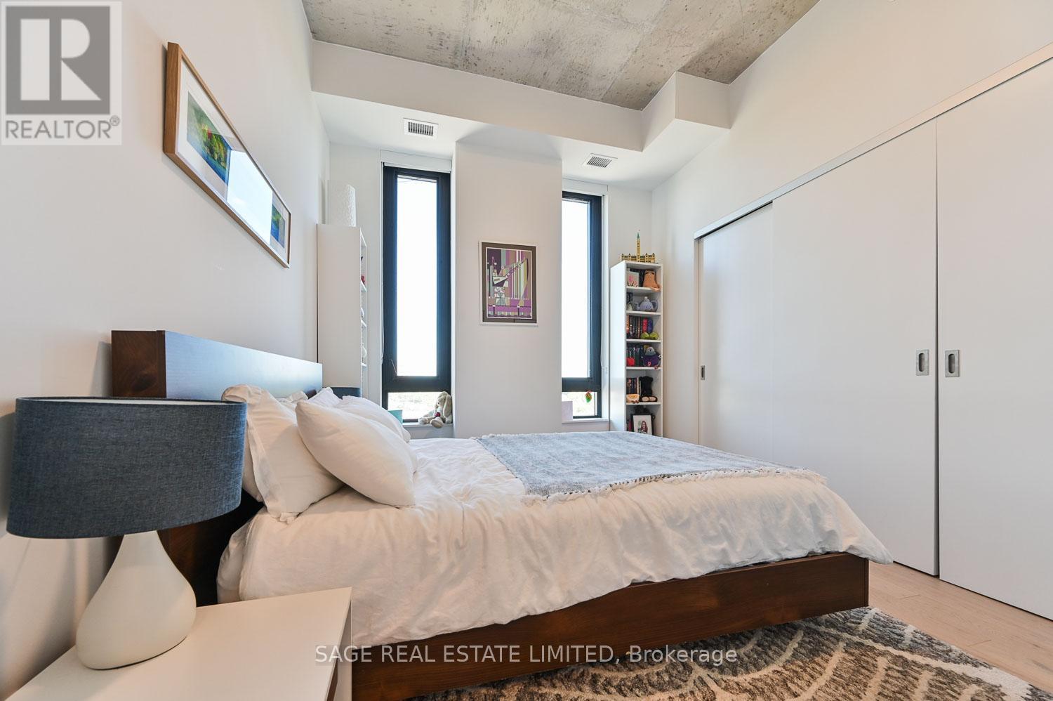 811 - 2720 Dundas Street W, Toronto, Ontario  M6P 1Y2 - Photo 10 - W12450031