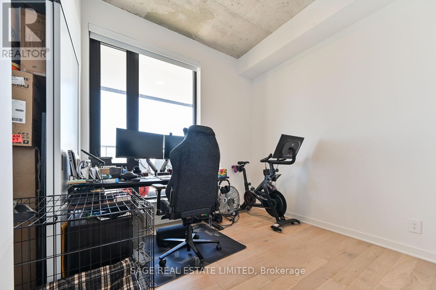 811 - 2720 Dundas Street W, Toronto, Ontario  M6P 1Y2 - Photo 11 - W12450031
