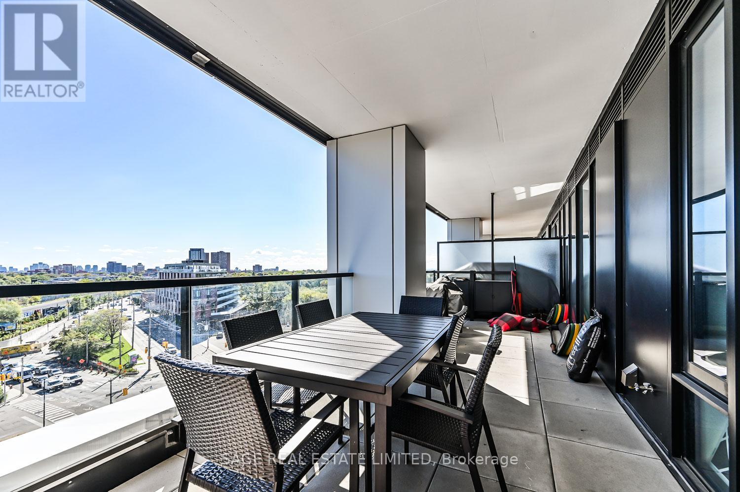 811 - 2720 Dundas Street W, Toronto, Ontario  M6P 1Y2 - Photo 14 - W12450031