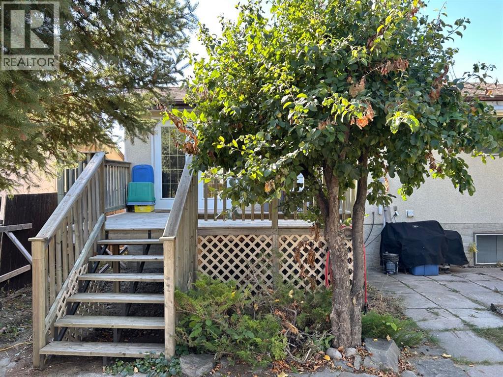 114 Eagle Road N, Lethbridge, Alberta  T1H 4S6 - Photo 20 - A2259276