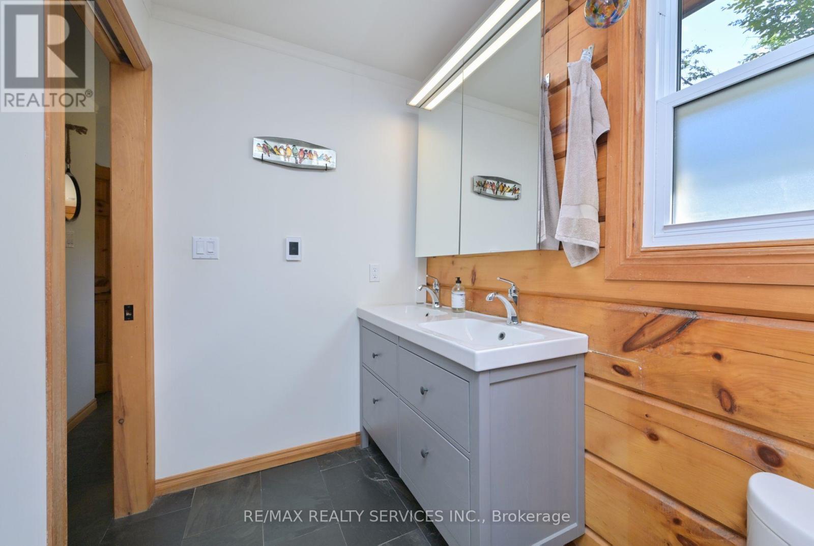 1 Mountainview Road, Mulmur, Ontario  L9V 3H5 - Photo 14 - X12449865