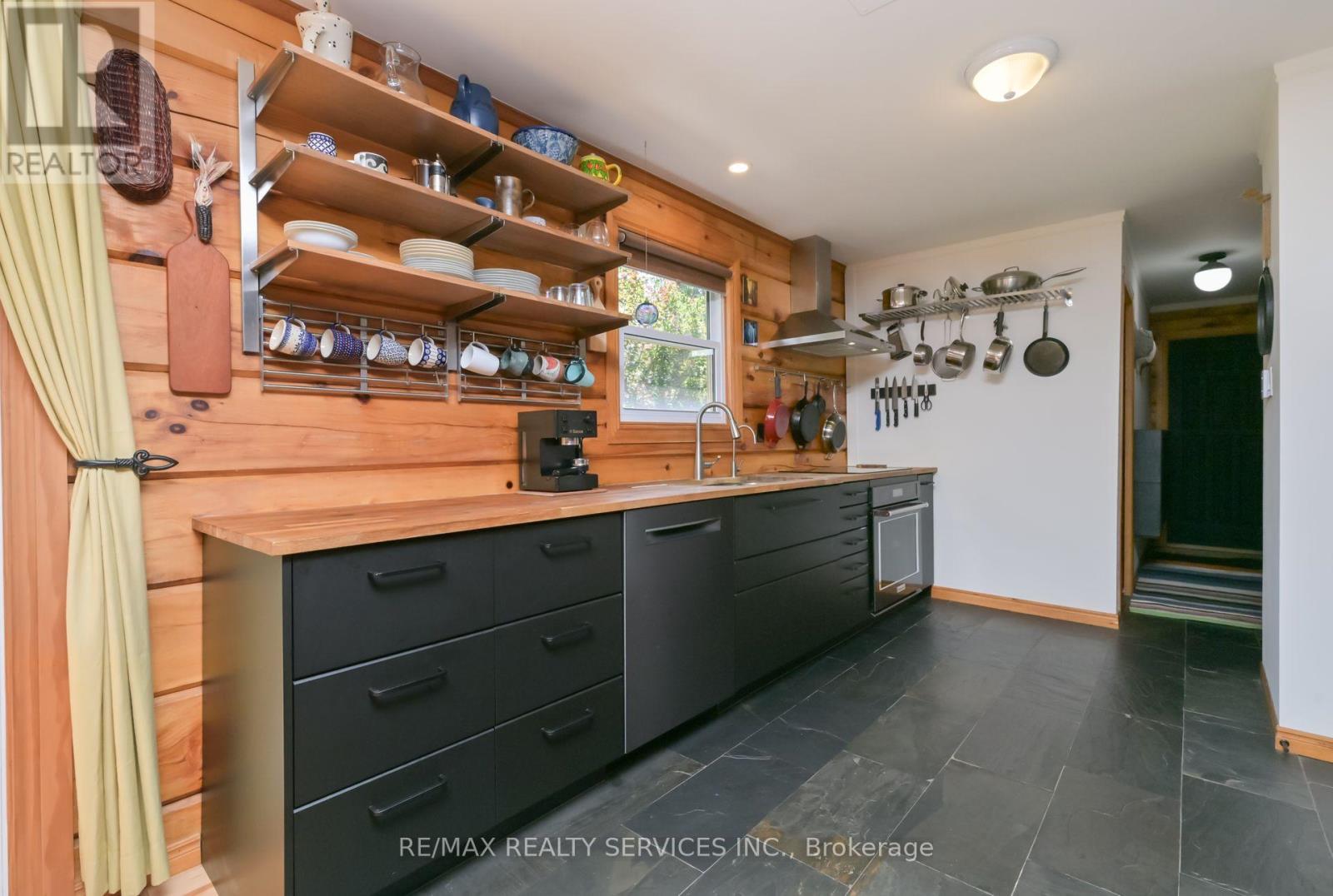 1 Mountainview Road, Mulmur, Ontario  L9V 3H5 - Photo 4 - X12449865