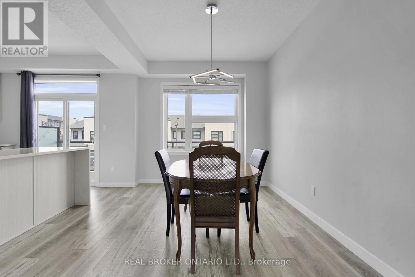 3394 Singleton Avenue, London South (South W), Ontario  N6J 2J2 - Photo 9 - X12449874