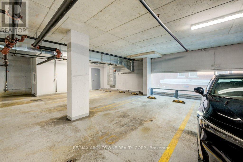903 - 60 Frederick Street, Kitchener, Ontario  N2H 0C7 - Photo 32 - X12449917
