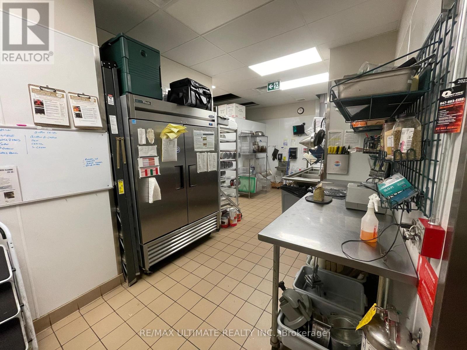 295 Wellington Street Unit 3d, Bracebridge (Monck (Bracebridge)), Ontario  P1L 1P3 - Photo 11 - X12449923