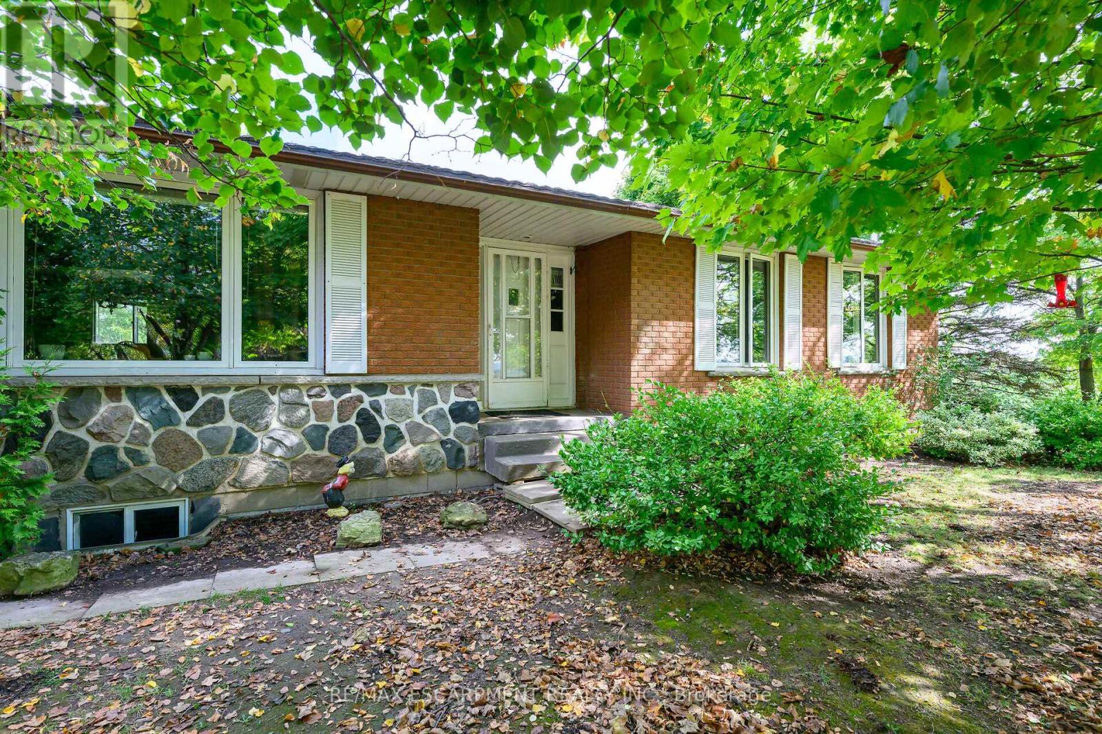 757 4th Line, Haldimand, Ontario  N3W 2B1 - Photo 1 - X12449938