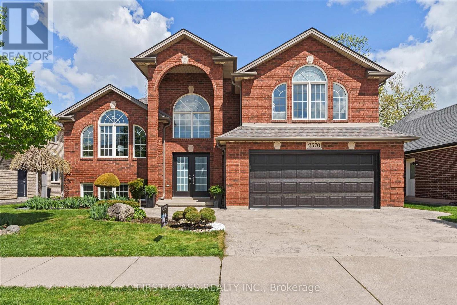 2570 SKINNER STREET, LaSalle, Ontario