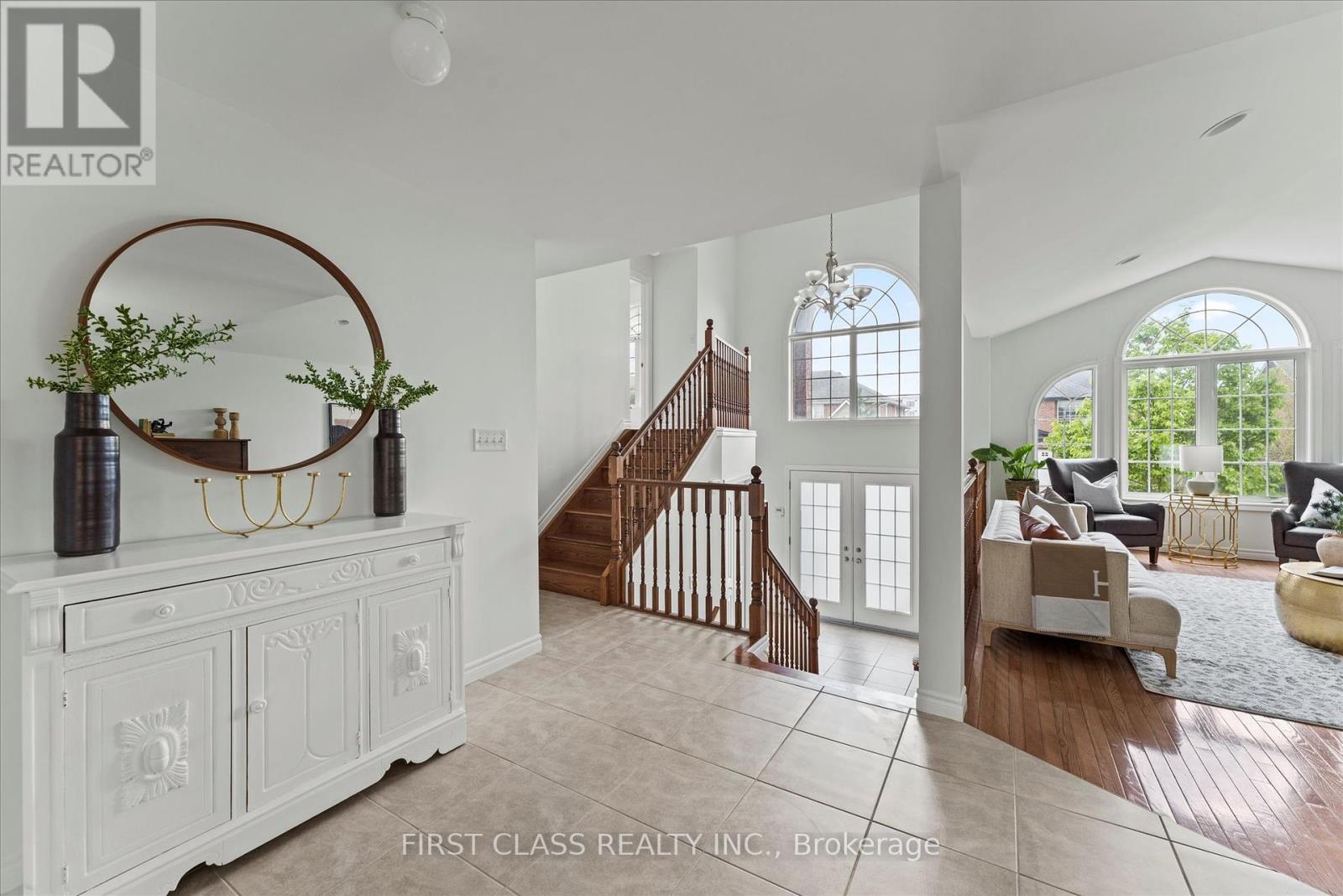 2570 Skinner Street, Lasalle, Ontario  N9H 2R6 - Photo 3 - X12449966
