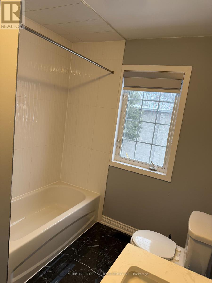 280 Cambridge Road W, Fort Erie (Crystal Beach), Ontario  L0S 1B0 - Photo 16 - X12449972
