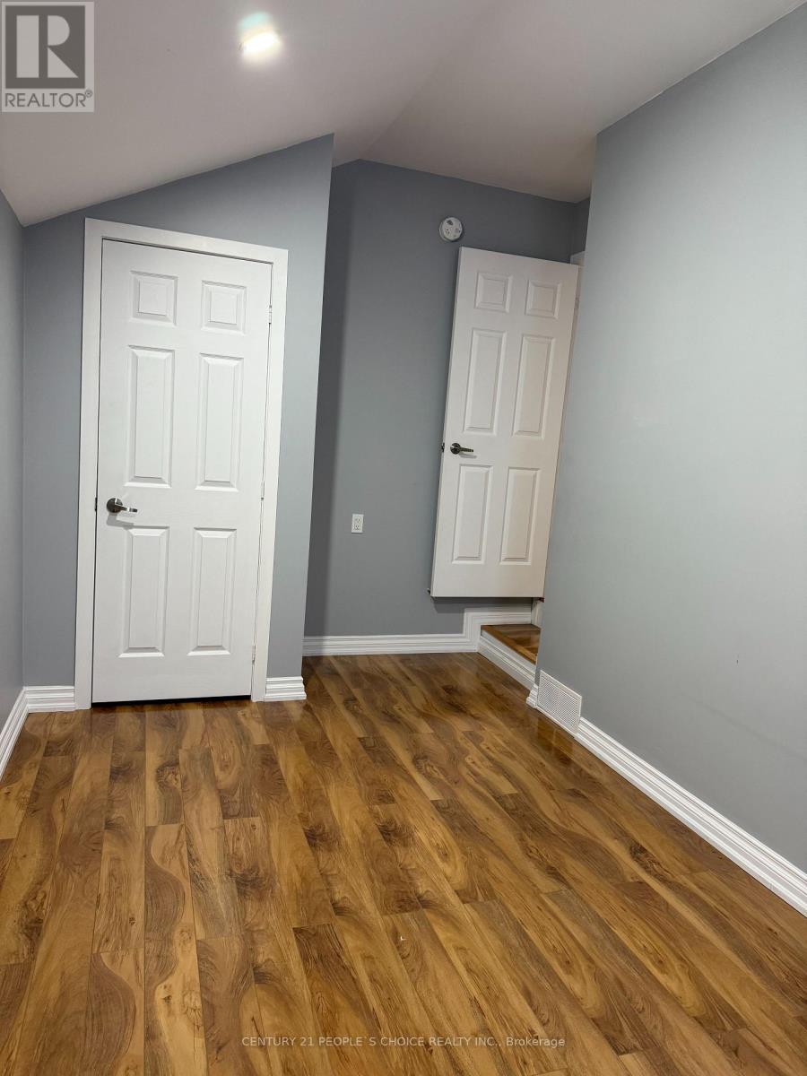 280 Cambridge Road W, Fort Erie (Crystal Beach), Ontario  L0S 1B0 - Photo 17 - X12449972