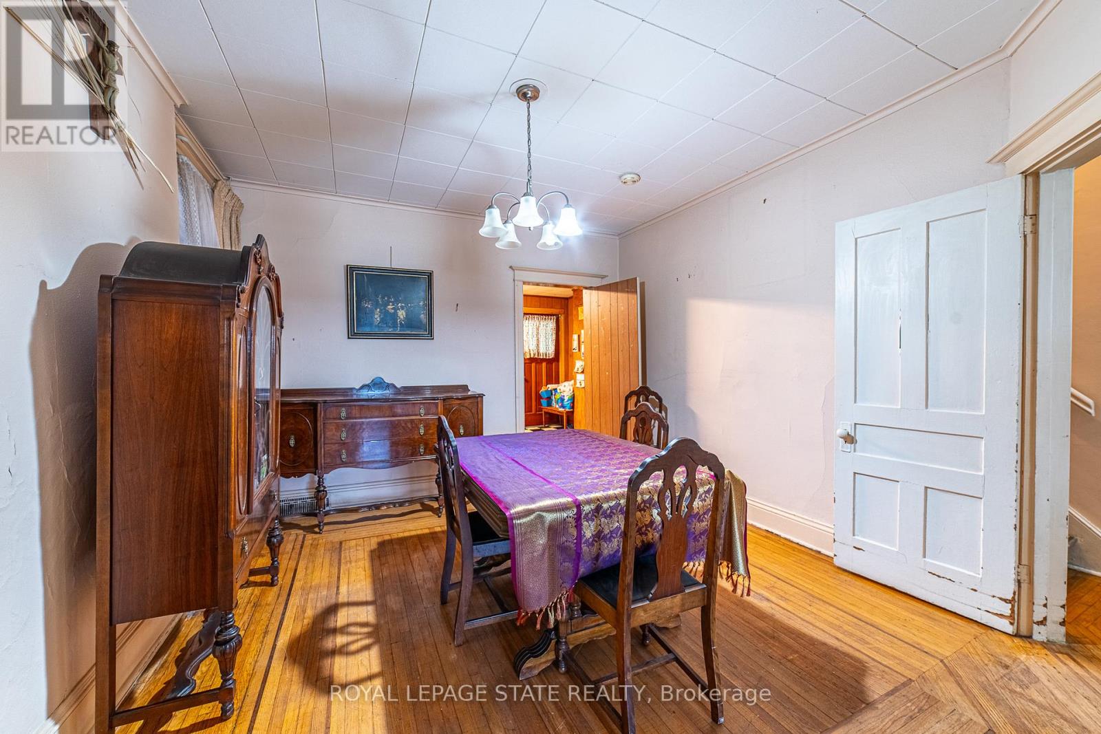 35 Sherman Avenue N, Hamilton (Gibson), Ontario  L8L 6L9 - Photo 8 - X12449975