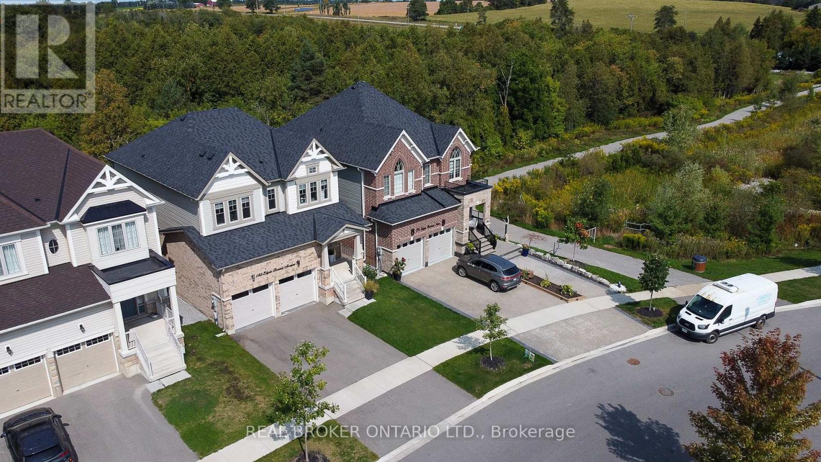 180 Edgar Bonner Avenue, Guelph/eramosa (Rockwood), Ontario  N0B 2K0 - Photo 4 - X12449986