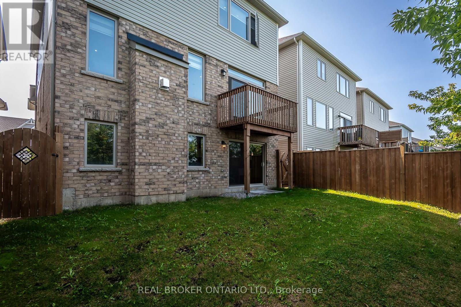 180 Edgar Bonner Avenue, Guelph/eramosa (Rockwood), Ontario  N0B 2K0 - Photo 46 - X12449986