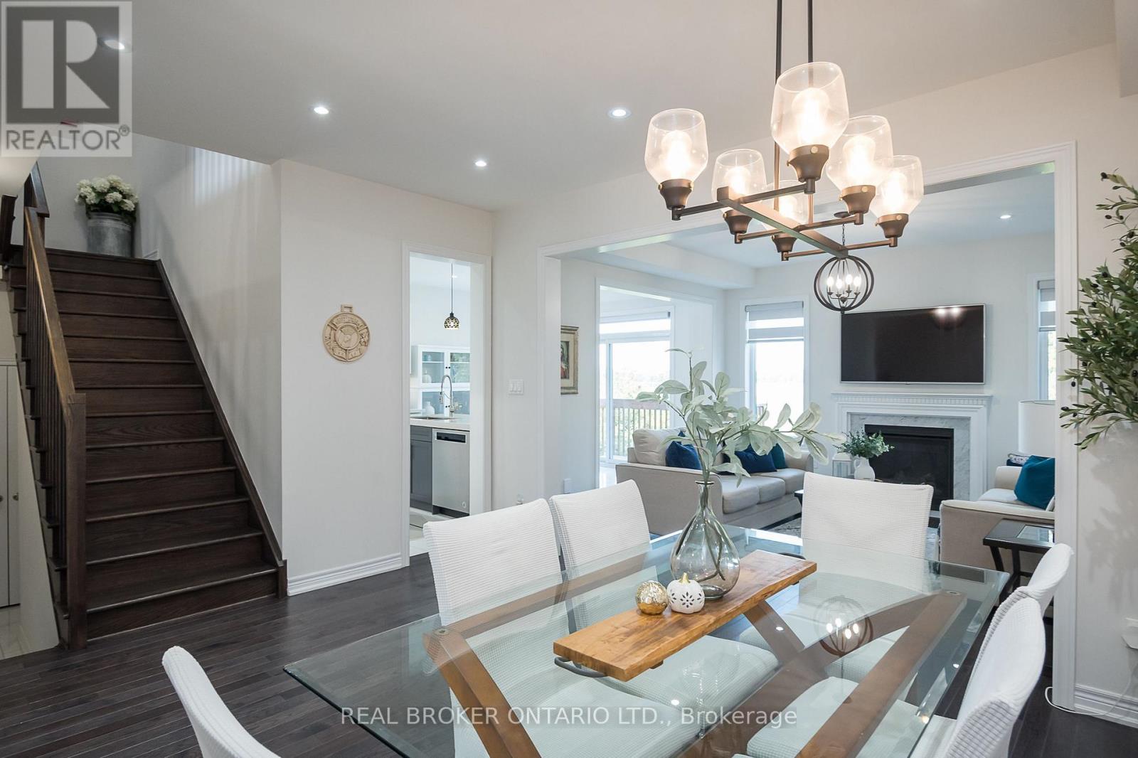 180 Edgar Bonner Avenue, Guelph/eramosa (Rockwood), Ontario  N0B 2K0 - Photo 9 - X12449986