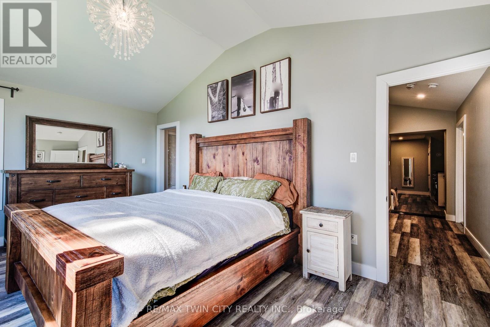 1020 Doering Street, Wellesley, Ontario  N0B 2T0 - Photo 30 - X12450010