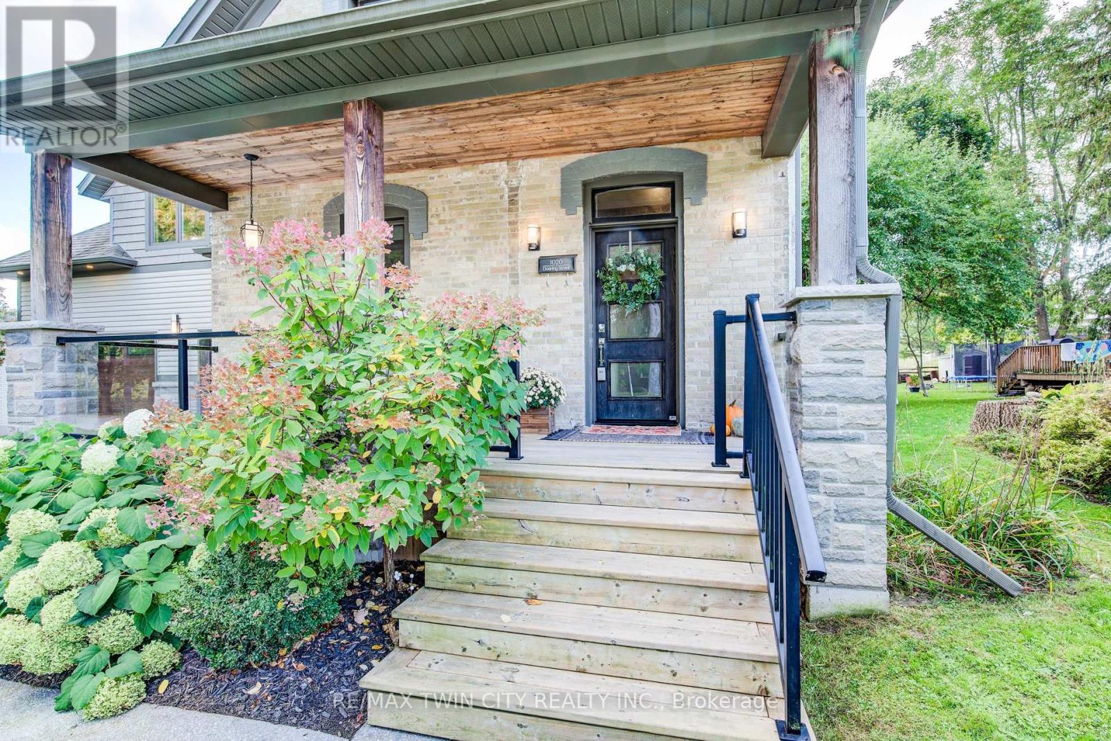 1020 Doering Street, Wellesley, Ontario  N0B 2T0 - Photo 4 - X12450010