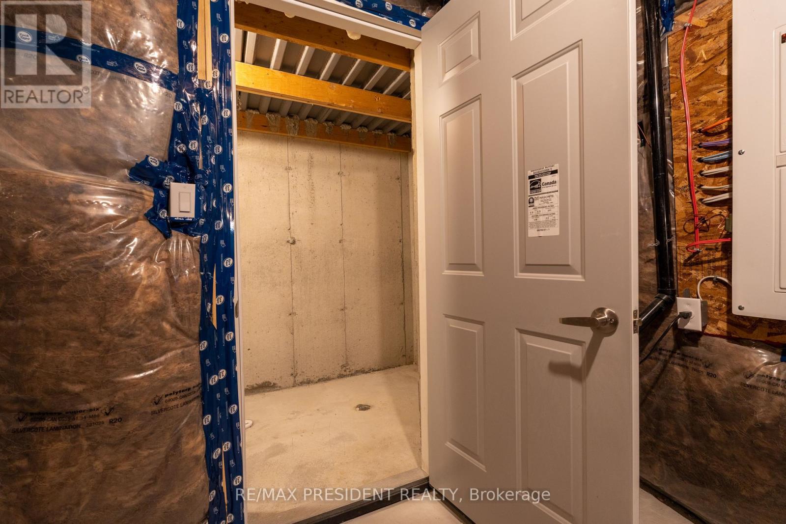 36 Blackburn Street, Cambridge, Ontario  N1S 0E1 - Photo 12 - X12450013