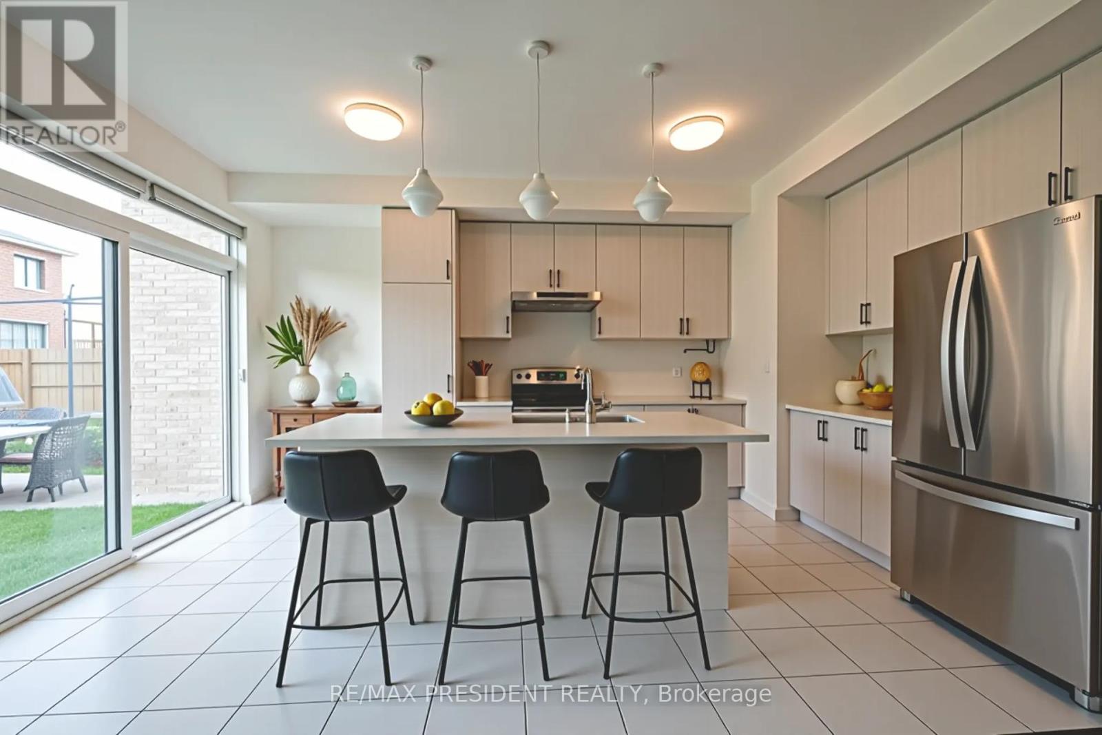 36 Blackburn Street, Cambridge, Ontario  N1S 0E1 - Photo 5 - X12450013