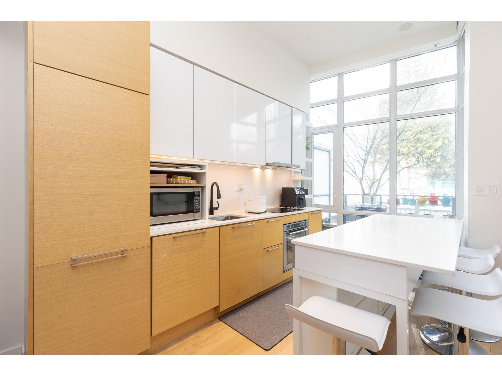 108 13438 CENTRAL AVENUE, Surrey, British Columbia