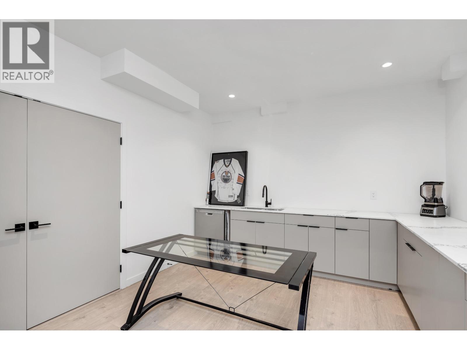 41727 Government Road, Squamish, British Columbia  V0N 1H0 - Photo 19 - R3055552