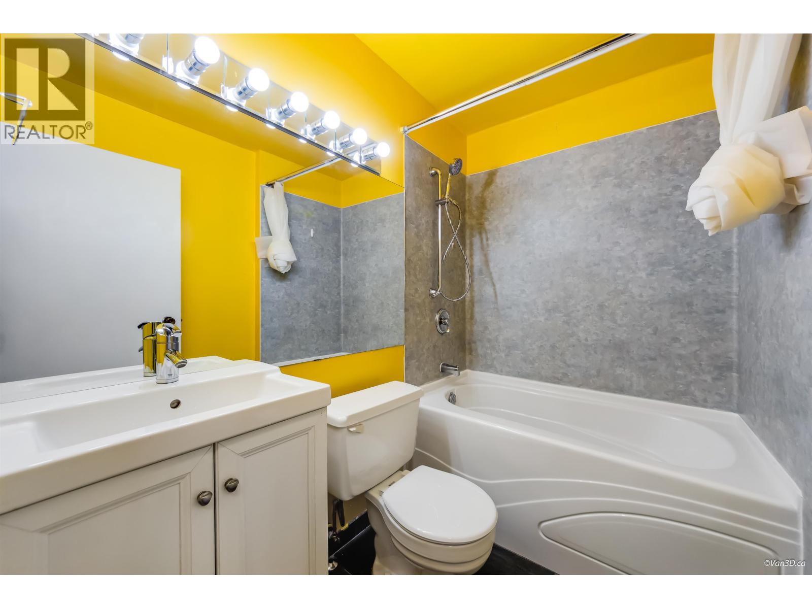 314 615 North Road, Coquitlam, British Columbia  V3J 1P1 - Photo 12 - R3055639
