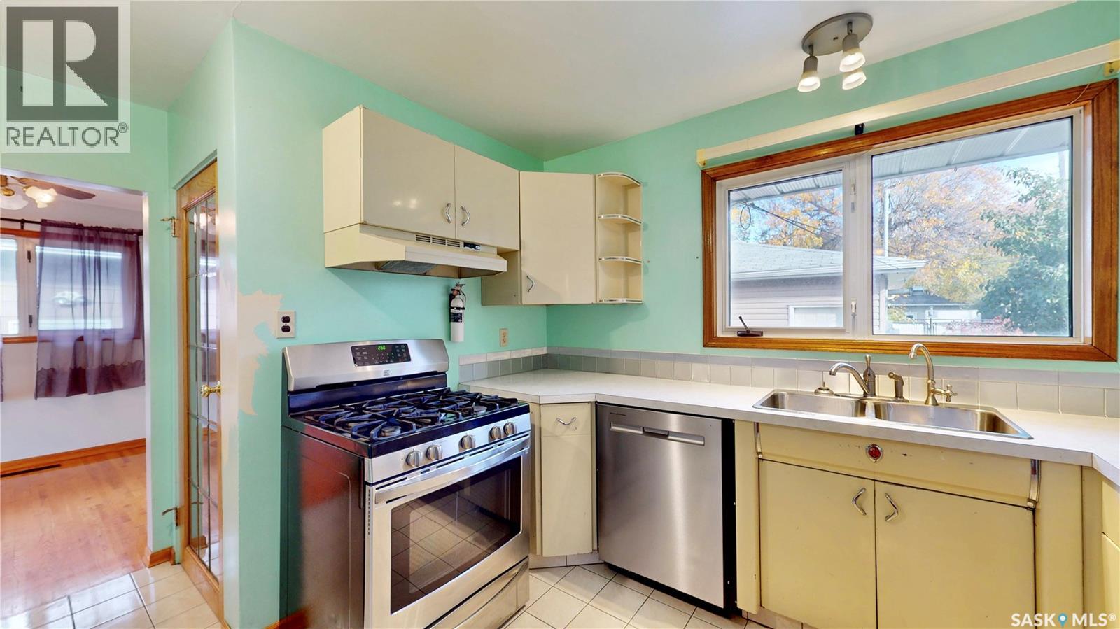 2535 Rothwell Street, Regina, Saskatchewan  S4N 2C9 - Photo 19 - SK020313
