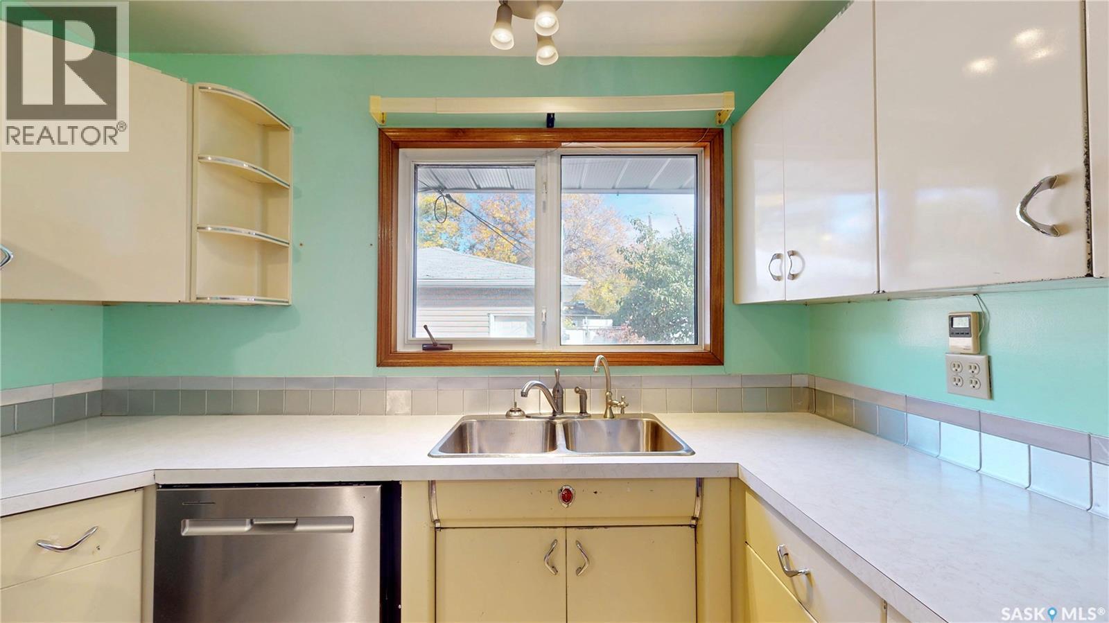 2535 Rothwell Street, Regina, Saskatchewan  S4N 2C9 - Photo 20 - SK020313