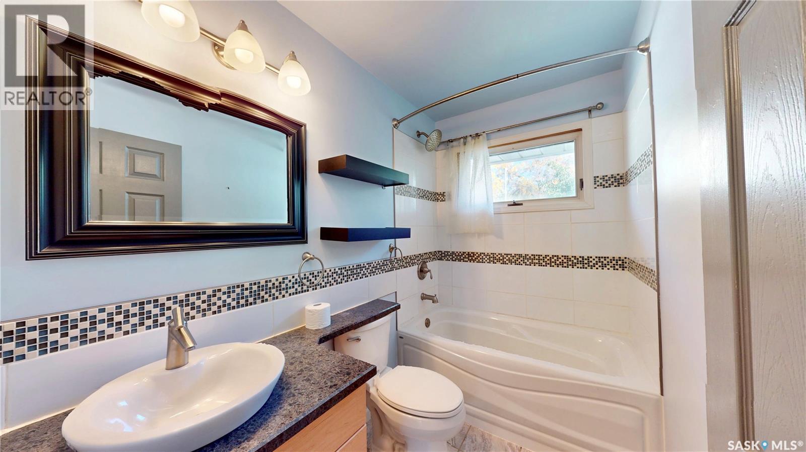 2535 Rothwell Street, Regina, Saskatchewan  S4N 2C9 - Photo 26 - SK020313