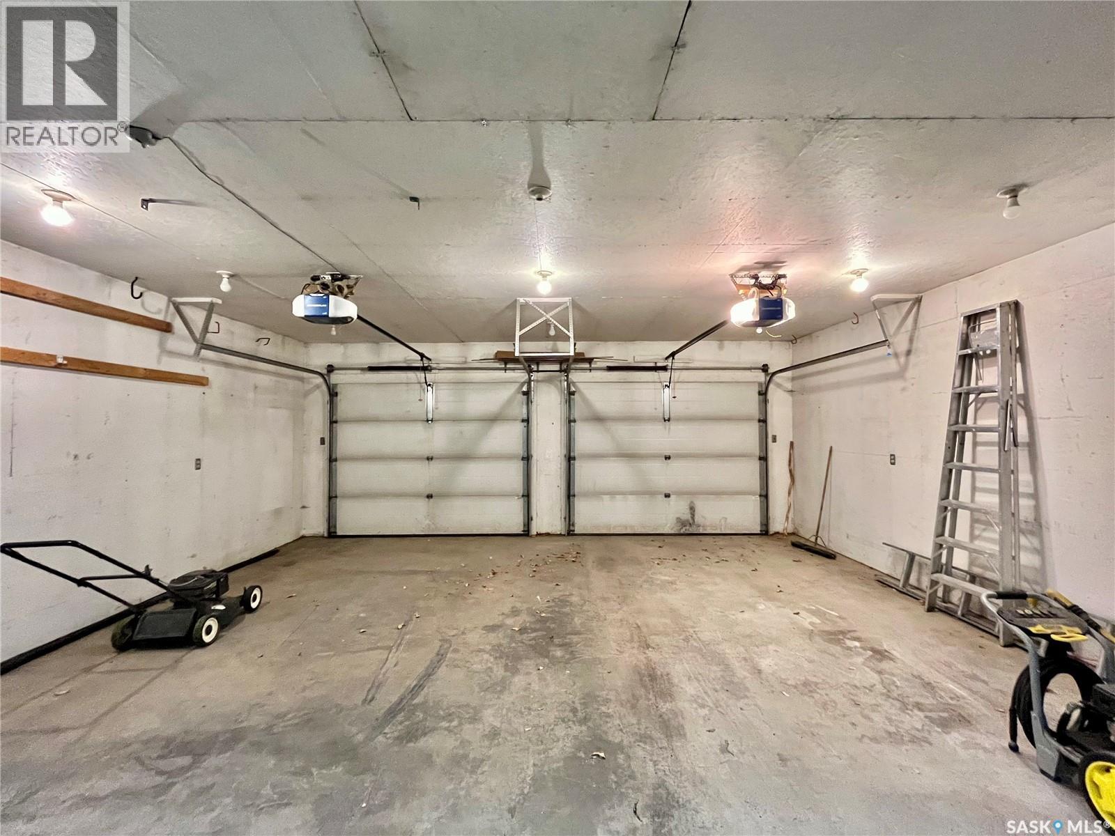 2535 Rothwell Street, Regina, Saskatchewan  S4N 2C9 - Photo 47 - SK020313