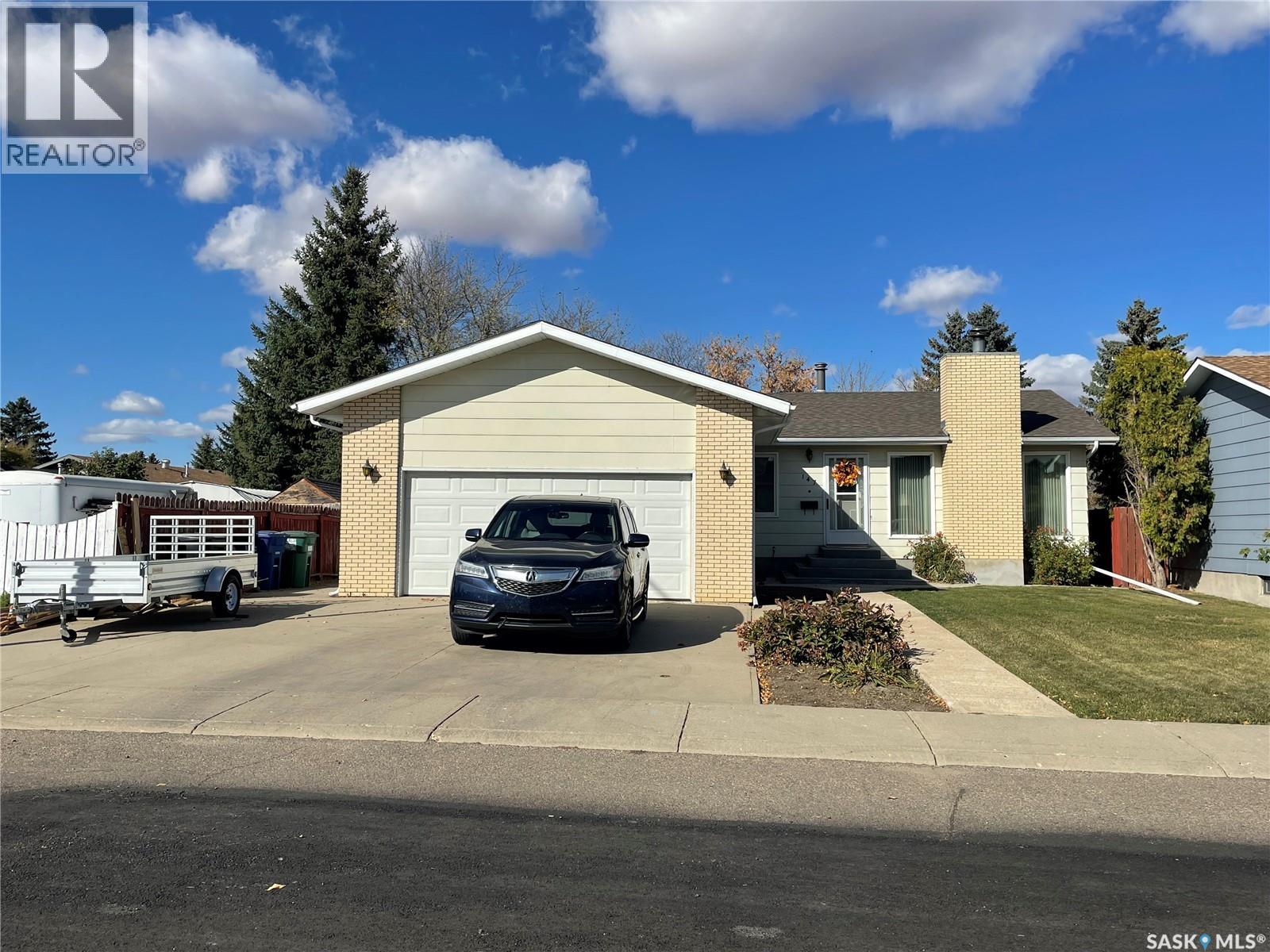 147 Arrand Crescent, Saskatoon, Saskatchewan  S7M 5A3 - Photo 2 - SK020243