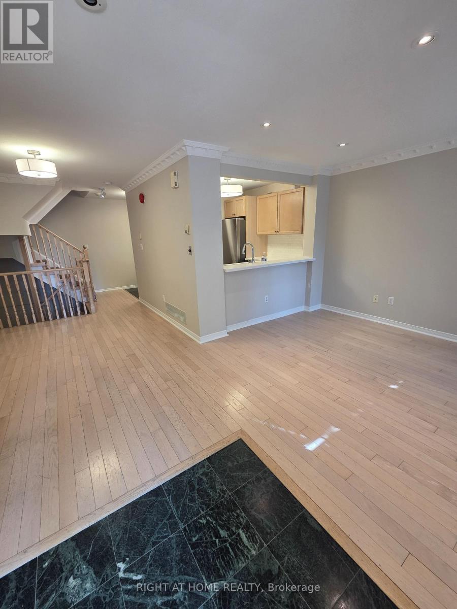 D7 - 108 Finch Avenue W, Toronto, Ontario  M2N 2H7 - Photo 15 - C12441040
