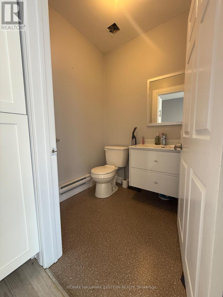 232 Main Street, Kawartha Lakes, Ontario  K0M 1A0 - Photo 5 - X12449400