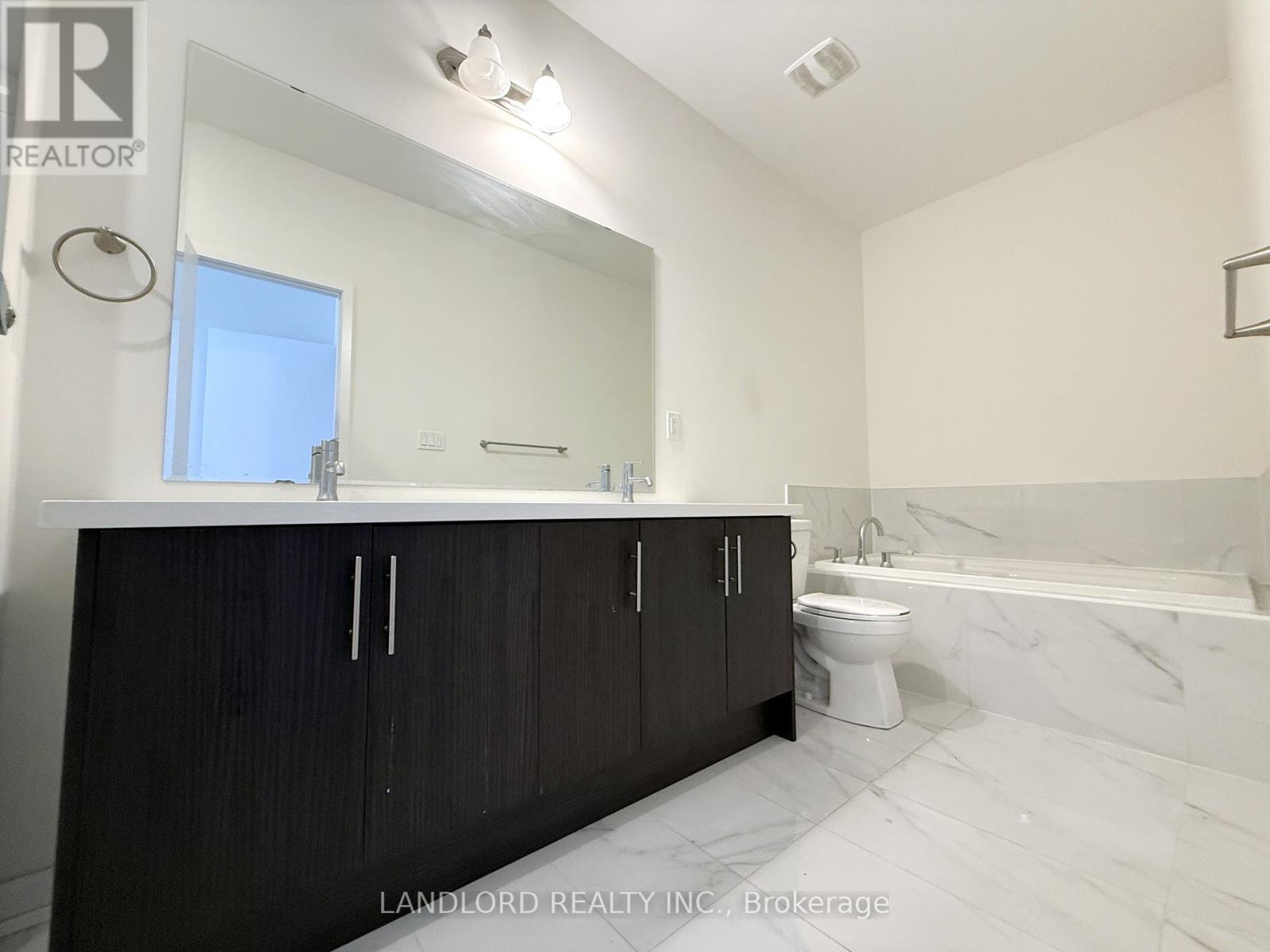 44 Armillo Place, Markham, Ontario  L6E 0V4 - Photo 19 - N12432088