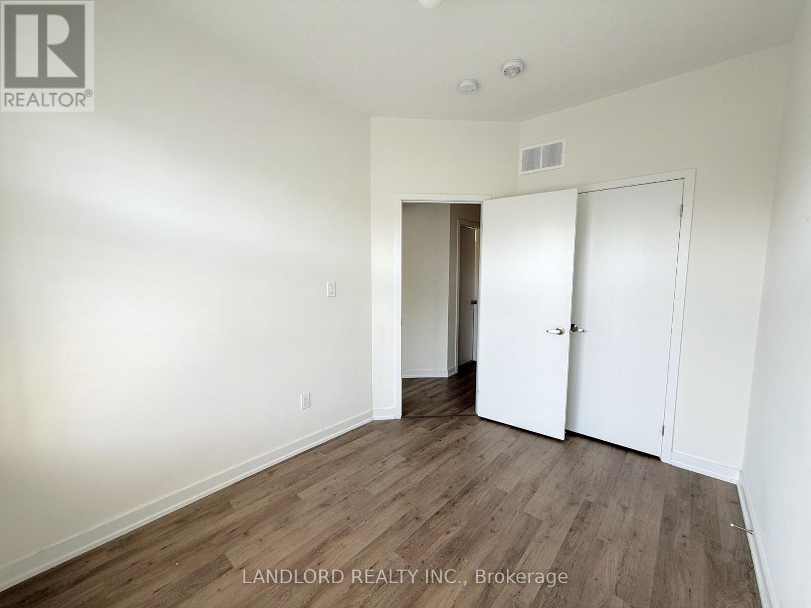 44 Armillo Place, Markham, Ontario  L6E 0V4 - Photo 15 - N12432088