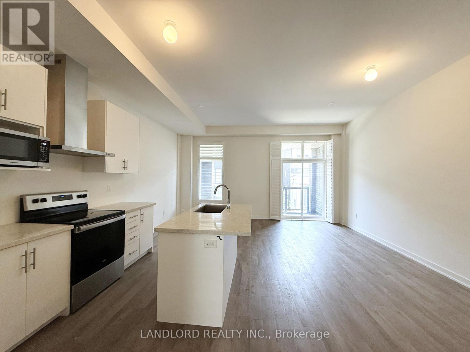 44 Armillo Place, Markham, Ontario  L6E 0V4 - Photo 6 - N12432088