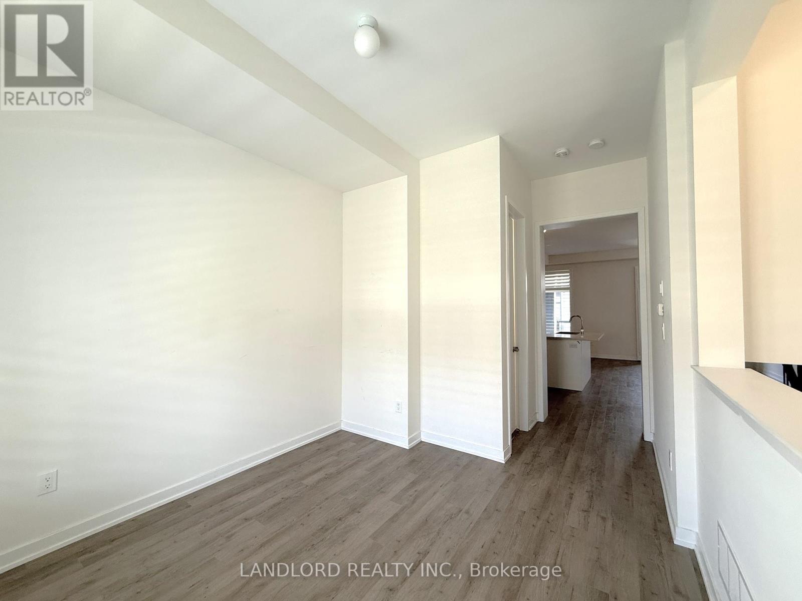 44 Armillo Place, Markham, Ontario  L6E 0V4 - Photo 8 - N12432088