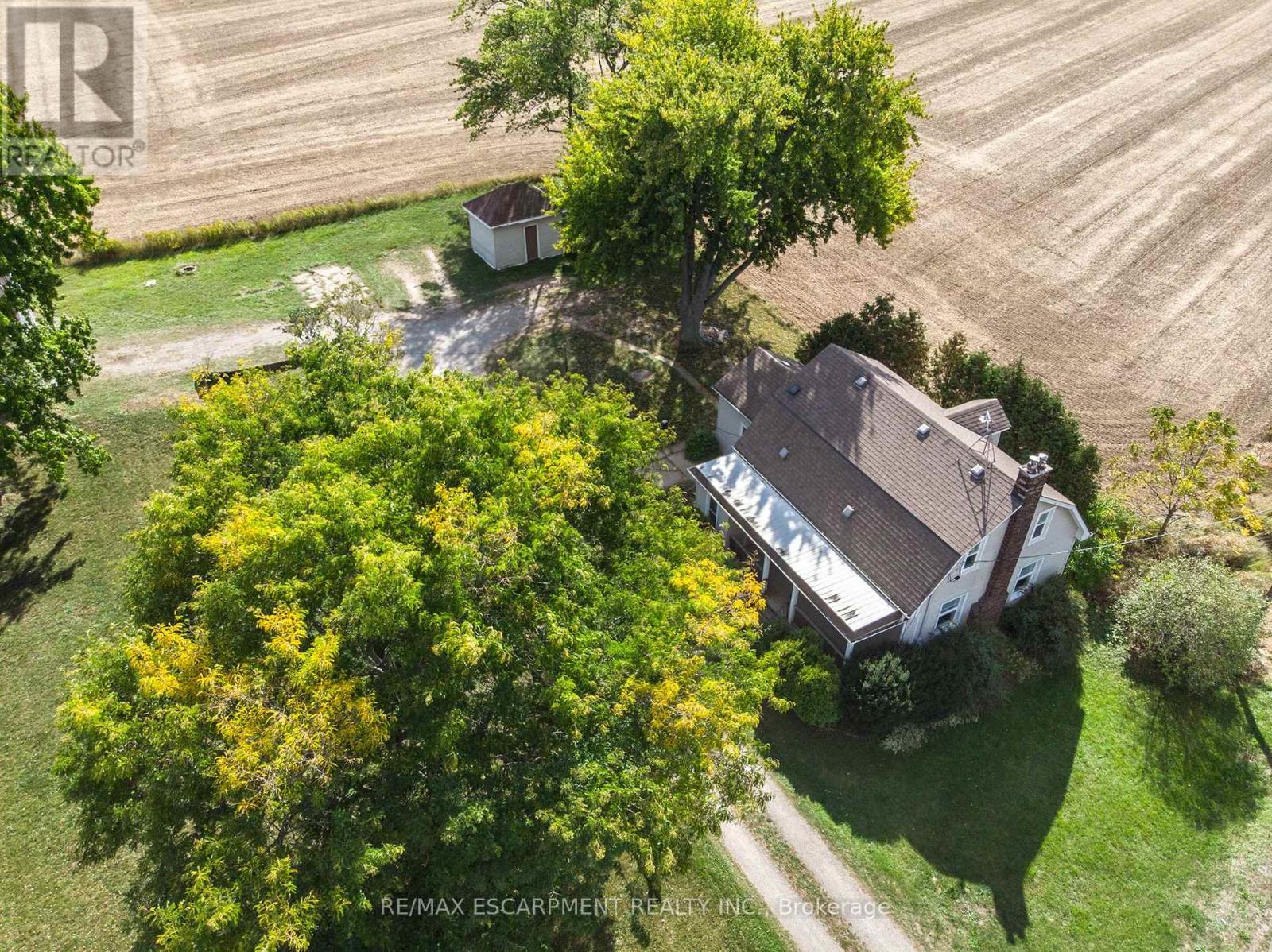 2546 Wilson Street, Hamilton, Ontario  L0R 1A0 - Photo 32 - X12412612