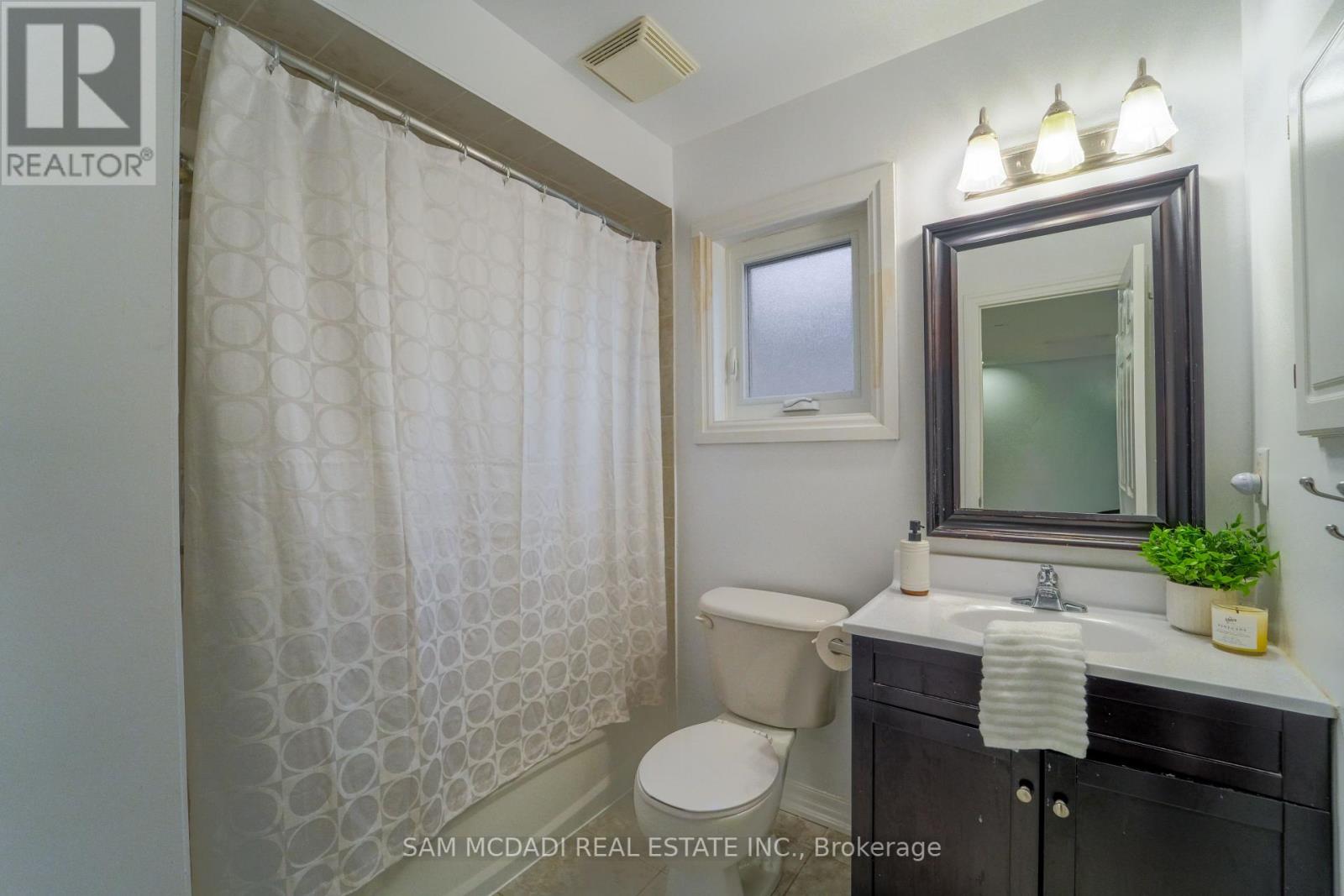 57 Milfoil Street, Halton Hills, Ontario  L7G 6M6 - Photo 25 - W12422456