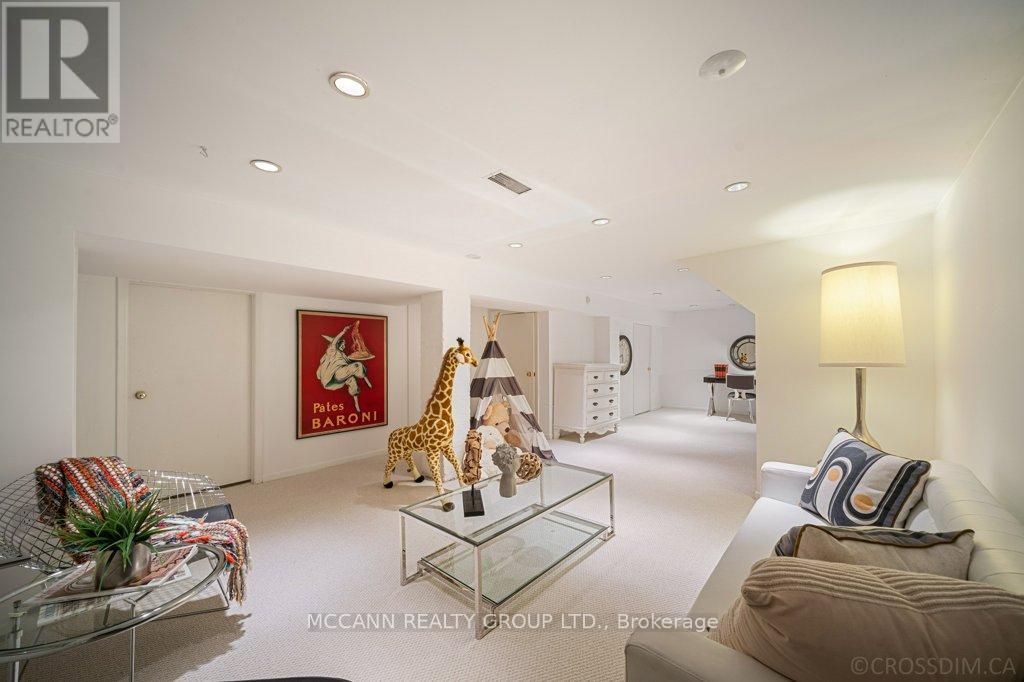 43 Sherwood Avenue, Toronto, Ontario  M4P 2A6 - Photo 42 - C12424297