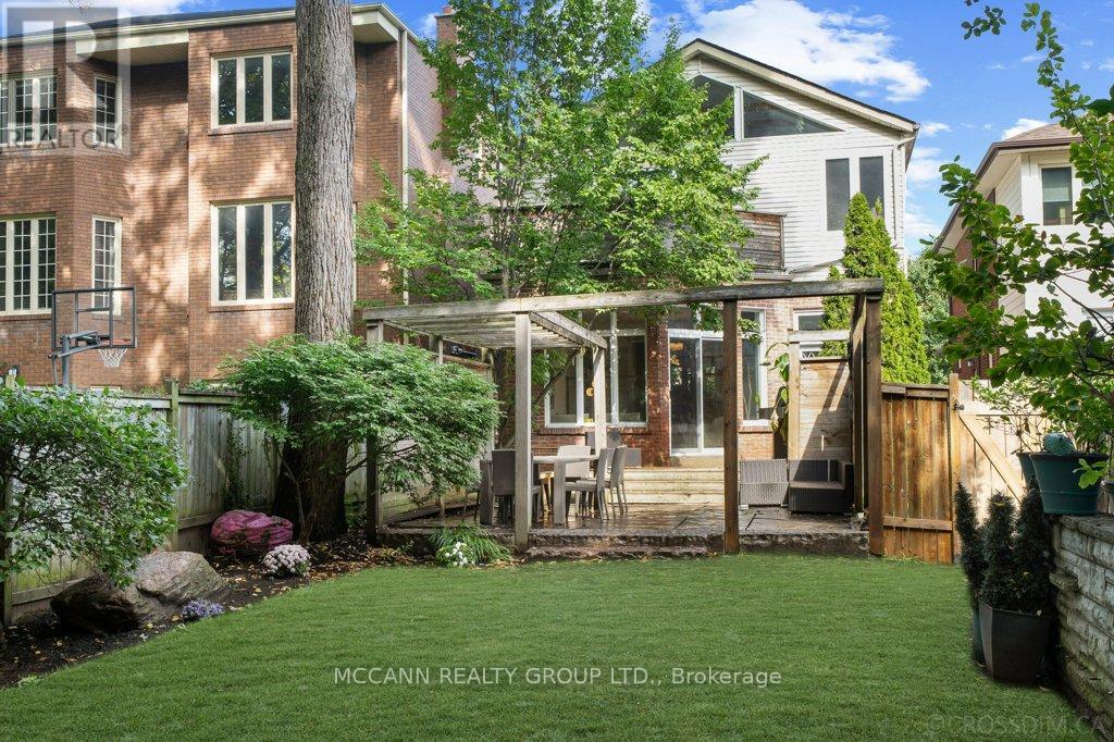 43 Sherwood Avenue, Toronto, Ontario  M4P 2A6 - Photo 44 - C12424297