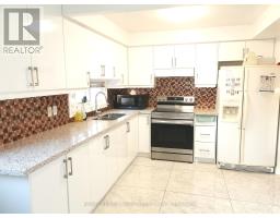 MASTER BEDROOM - 25 PICOLA COURT, Toronto, Ontario