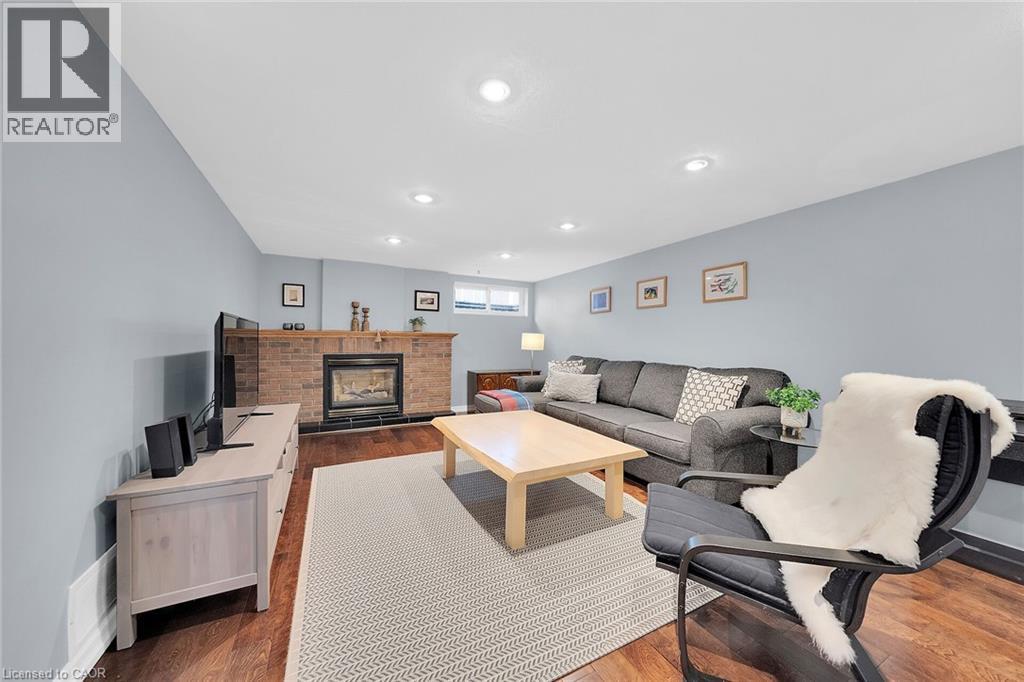 28 Pleasant Avenue, Dundas, Ontario  L9H 3S7 - Photo 33 - 40776923